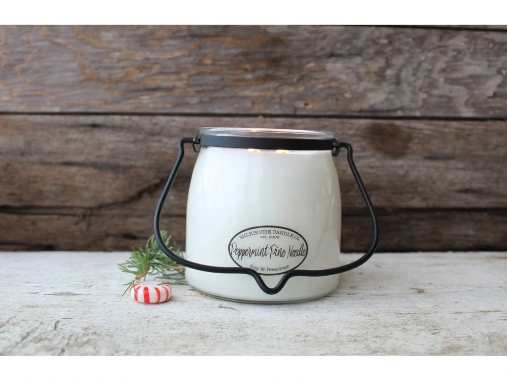 Milkhouse Candle Co. - vonná svíčka Peppermint & Pine Needle (Pepermint a jehličí z borovice) 454 g