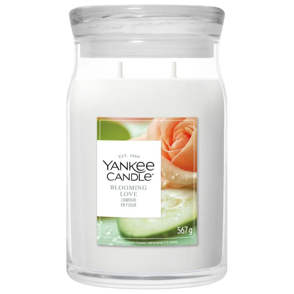 Yankee Candle Signature velká vonná svíčka Blooming Love 567 g