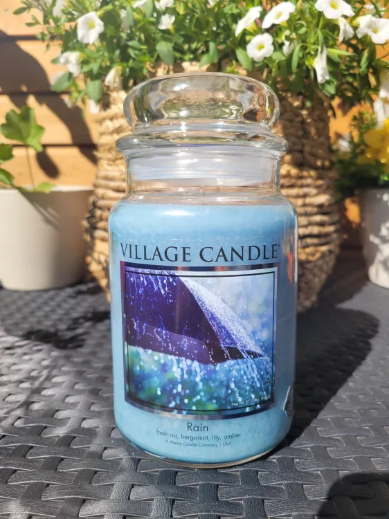 Village Candle - vonná svíčka Rain (Déšt) 602 g