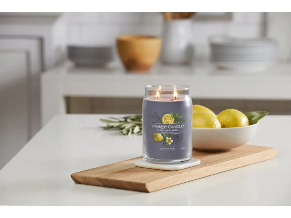 Yankee candle, vonná svíčka Signature Black Tea & Lemon (Černý čaj s citrónem) 567 g