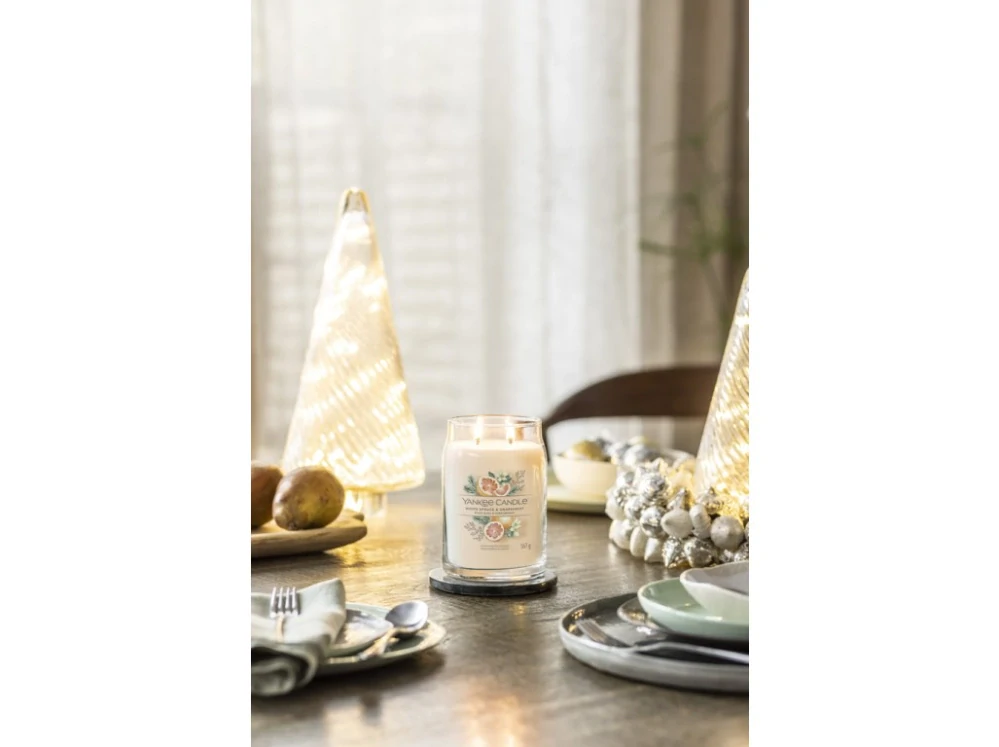 Yankee candle, vonná svíčka Signature White Spruce & Grapefruit (Bílý smrk a grapefruit) 567 g