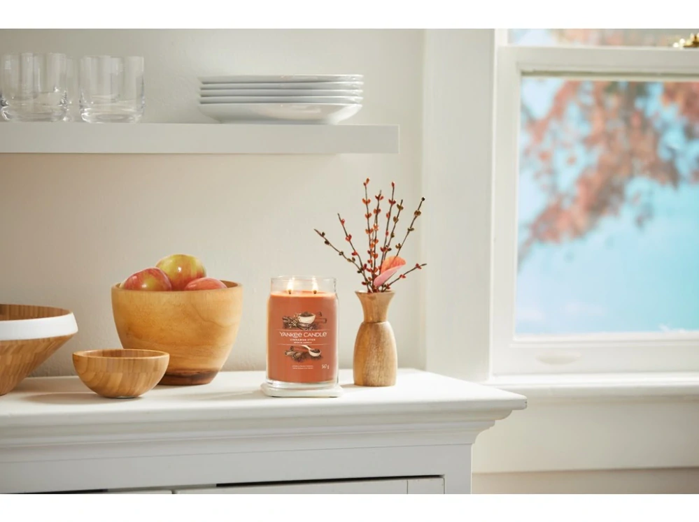 Yankee candle, vonná svíčka Signature Cinnamon Stick (Skořicová tyčinka) 567 g