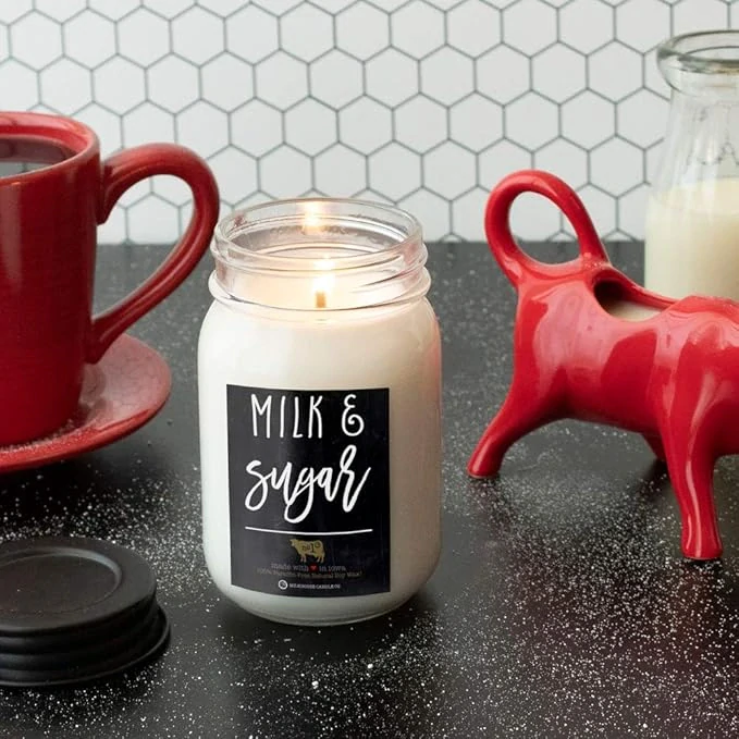 Milkhouse Candle Co. - vonná svíčka Milk & Sugar (Mléko a cukr) 368 g