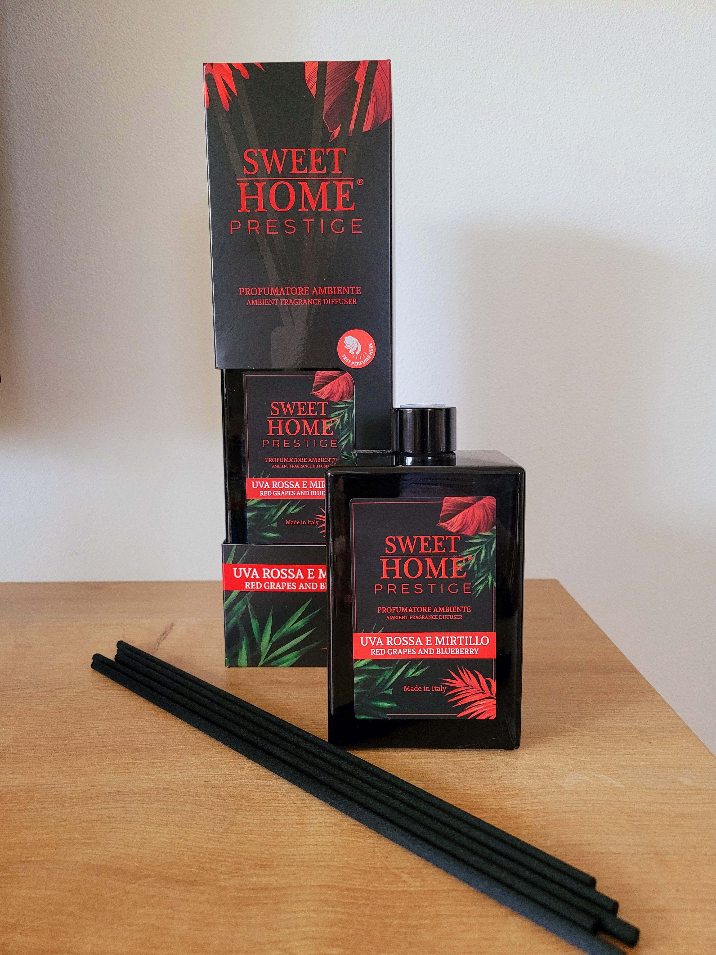 Sweet Home Collection aroma difuzér Červené hrozny a borůvky 500 ml