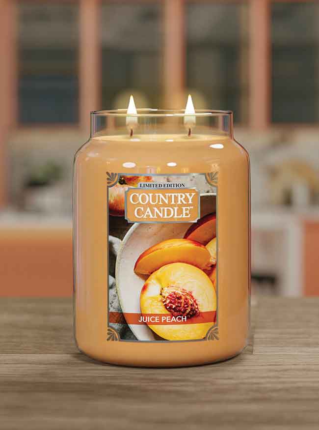 Country Candle vonná svíčka Juicy Peach 737 g