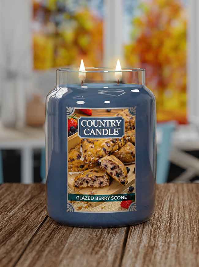 Country Candle vonná svíčka Glazed Berry Scones 737 g
