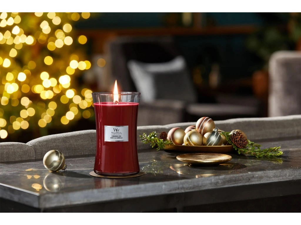 Woodwick vonná svíčka Cinnamon Chai (Skořice a vanilka) 609 g