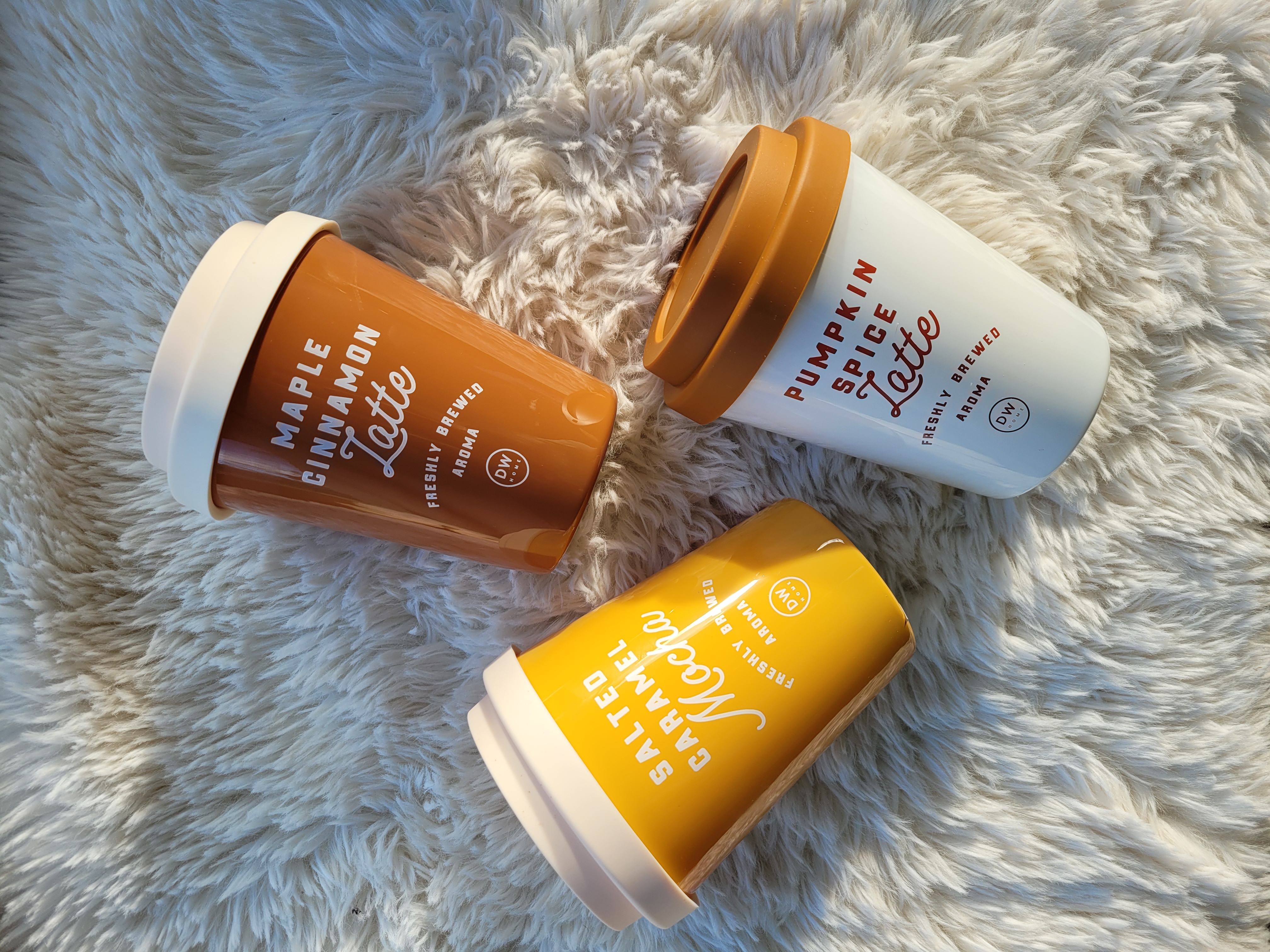 DW HOME - vonná svíčka Pumpkin Spice Latte (Kořeněné dýňové latte) 318 g