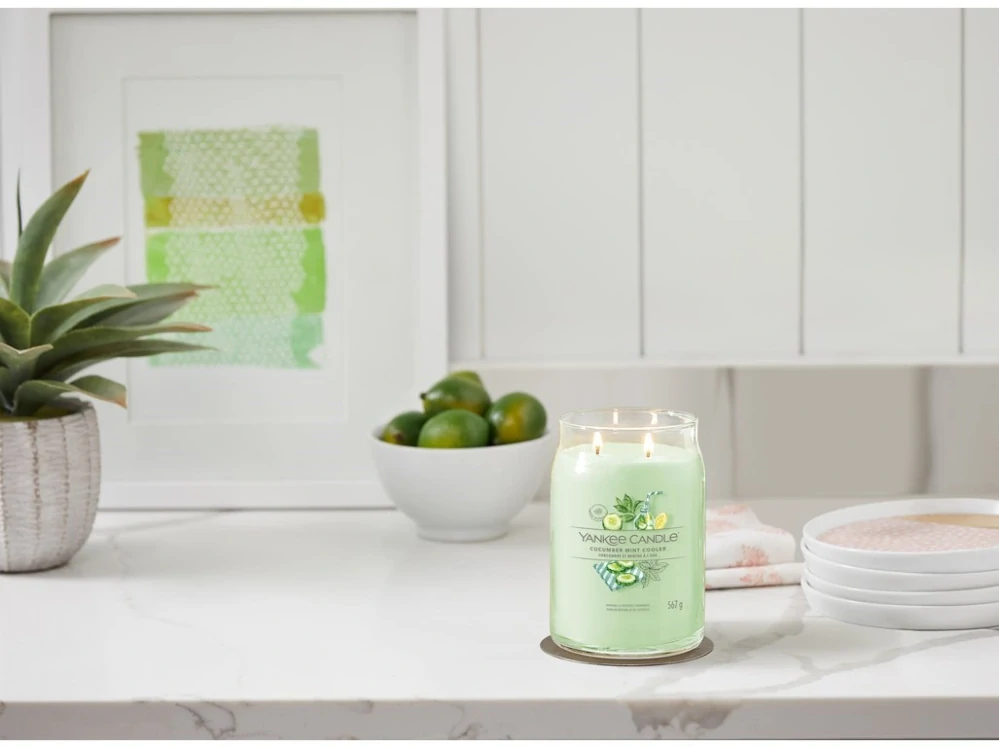 Yankee candle, vonná svíčka Cucumber Mint Cooler (Okurková limonáda s mátou) 567 g