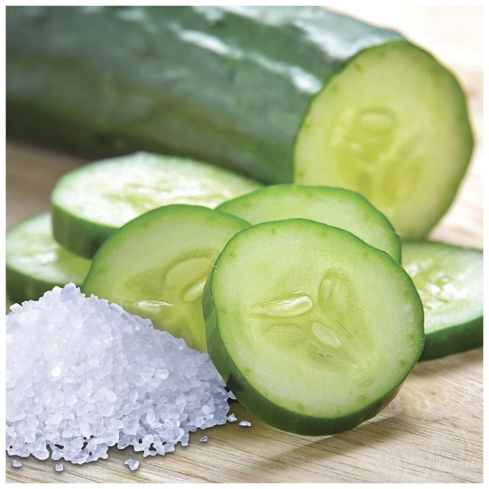 Village Candle - vonná svíčka Cucumber & Sea Salt (Okurka a mořská sůl) 602 g