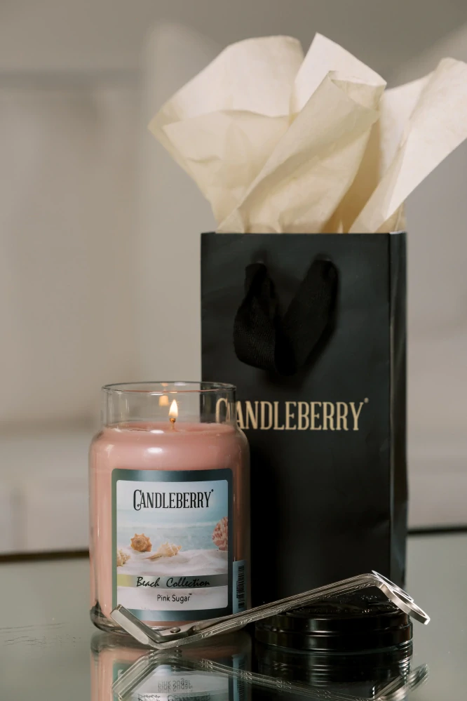 Candleberry - vonná svíčka Pink Sugar (Beach collection) 624 g