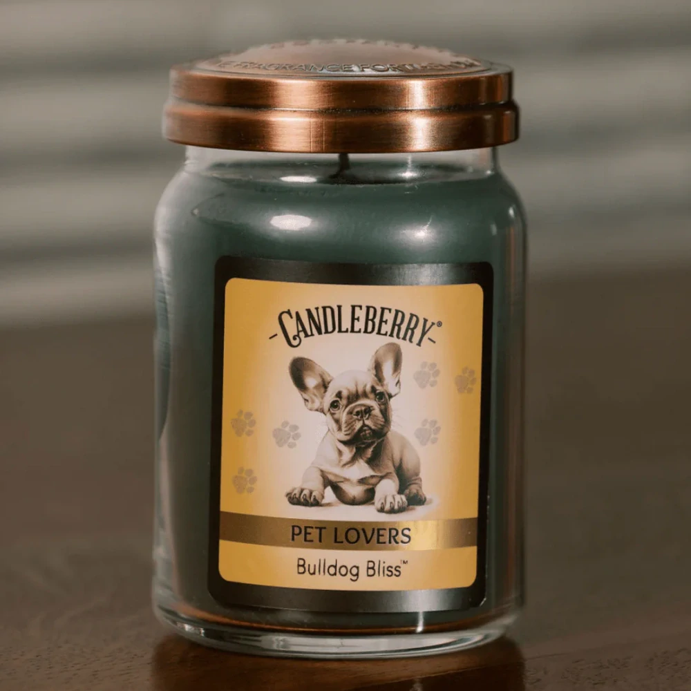 Candleberry - vonná svíčka Bulldog Bliss 624 g