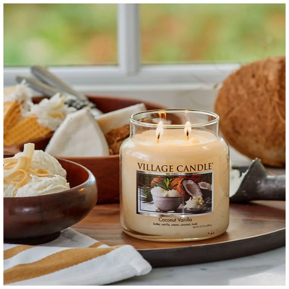 Village Candle - vonná svíčka Coconut Vanilla (Kokos a vanilka ) 602 g