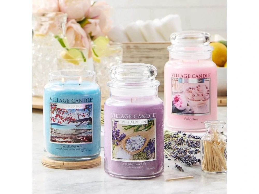 Village Candle - vonná svíčka Lavender Sea Salt (Levandule s mořskou solí ) 602 g