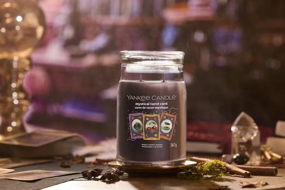 Yankee candle, vonná svíčka Signature Mystical Tarot Card 567 g
