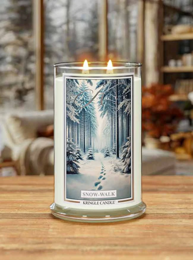 Kringle Candle, vonná svíčka Snow Walk 624 g