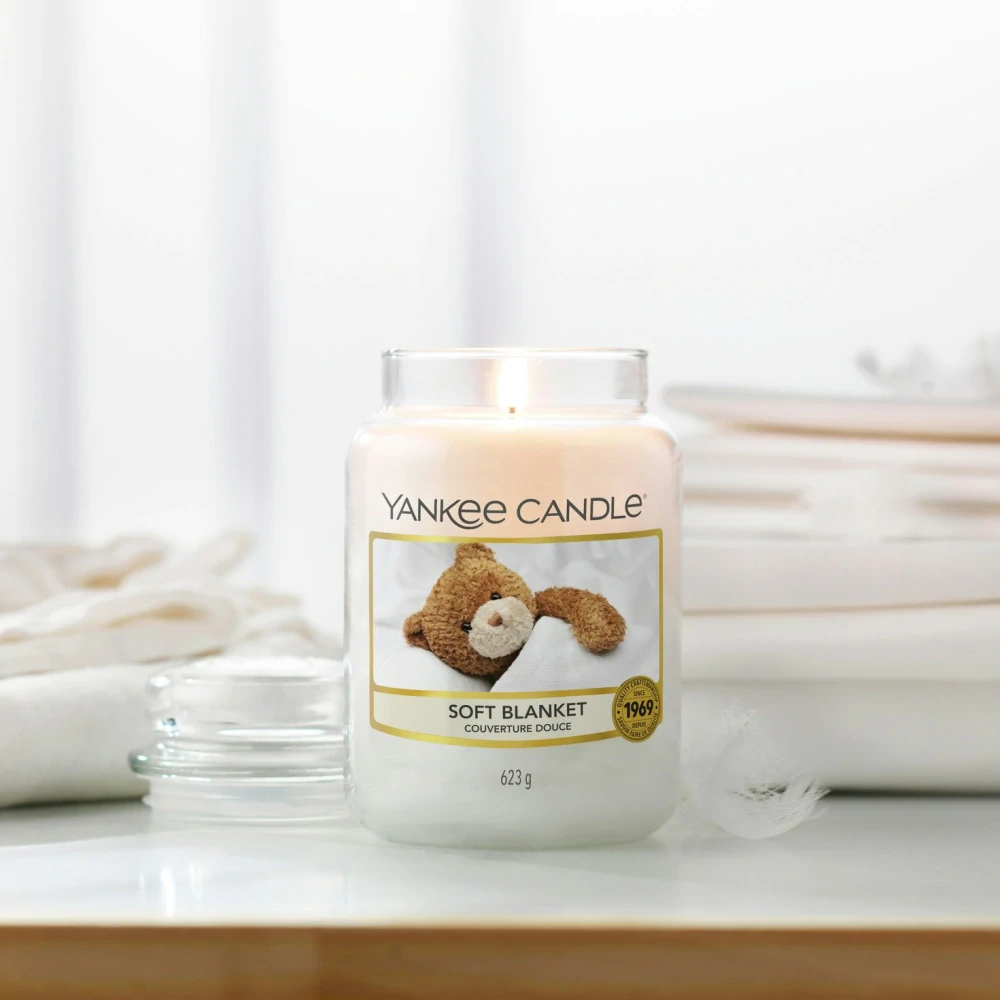 Yankee Candle classic vonná svíčka Soft Blanket 623 g