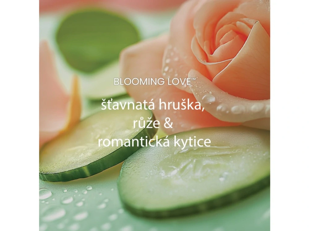 Yankee Candle Signature velká vonná svíčka Blooming Love 567 g