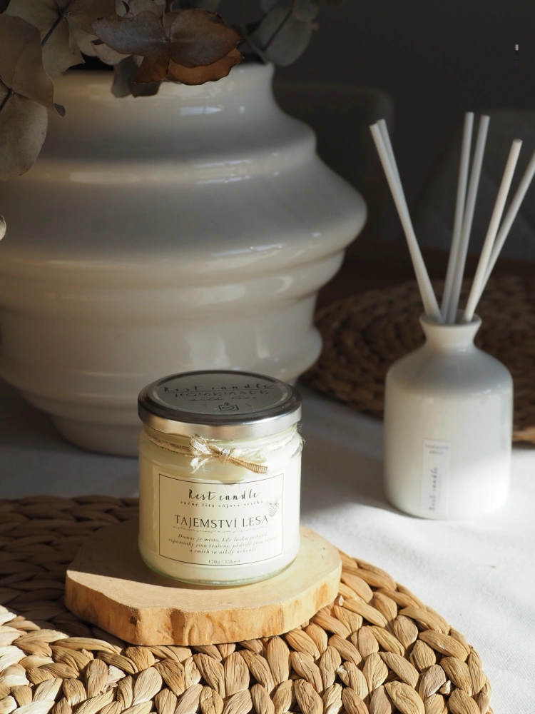 Rest Candle - sojová vonná svíčka Tajemství lesa 170 g