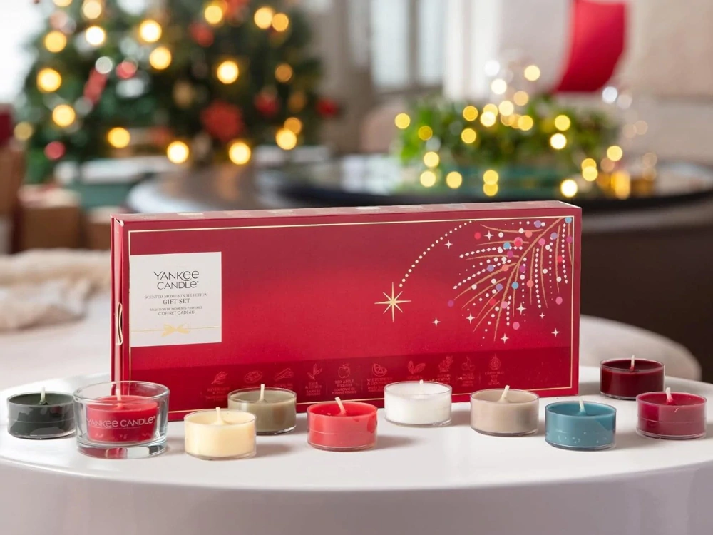Yankee Candle, vánoční dárková sada 10 čajových svíček + svícen