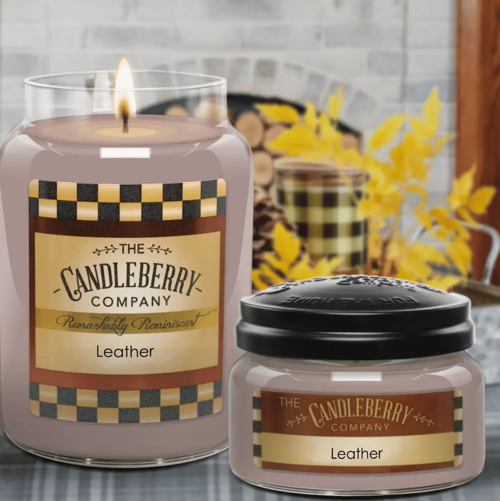 Candleberry - vonná svíčka Leather 624 g