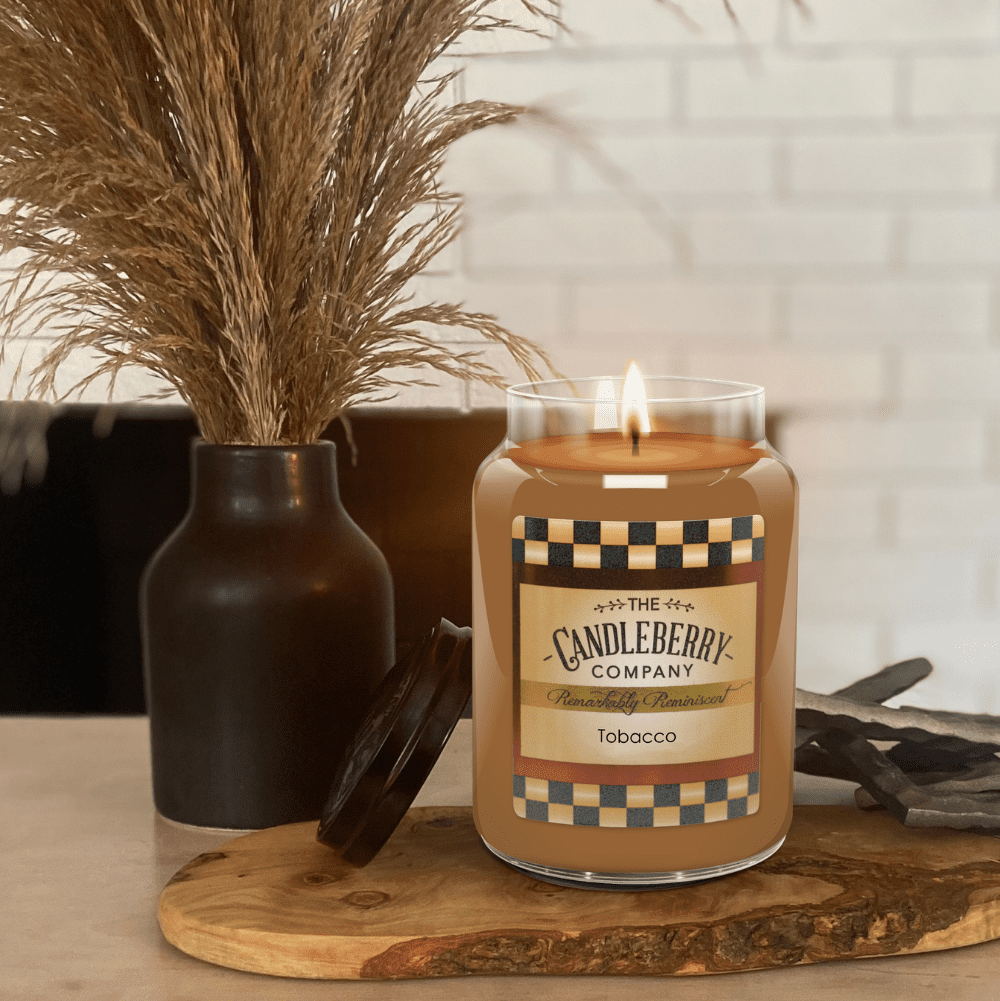 Candleberry - vonná svíčka Tobacco 624 g