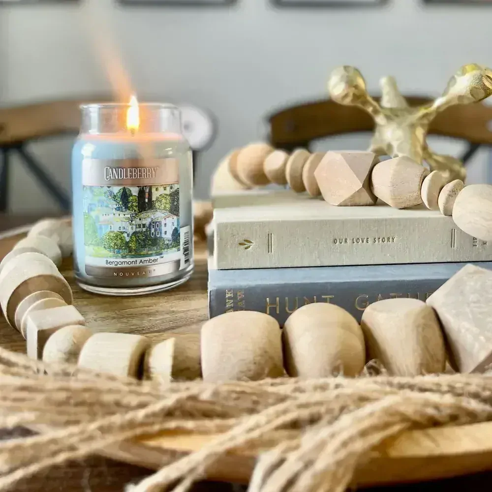 Candleberry, NOUVEAU - Bergamot Amber 624 g