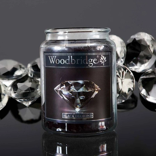 Woodbridge vonná svíčka Black Diamond  565 g
