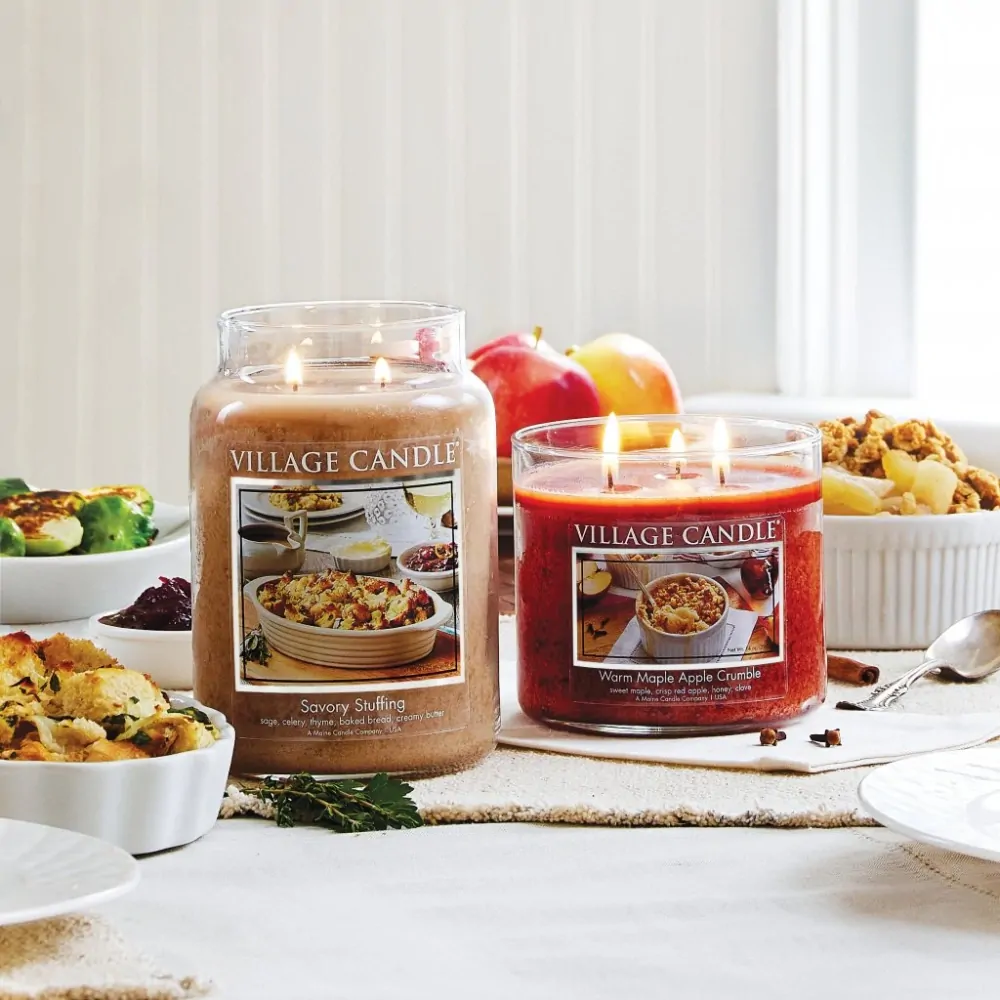 Village Candle - vonná svíčka Savory Stuffing (Sváteční nádivka) 602 g