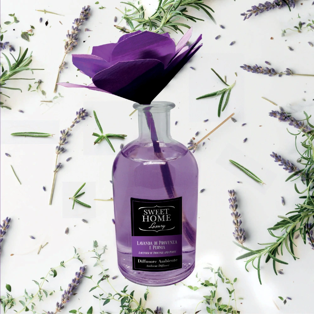 Sweet Home Collection aroma difuzér s vonící dřevěnou květinou Levandule z Provance & Pivoňka 250 ml