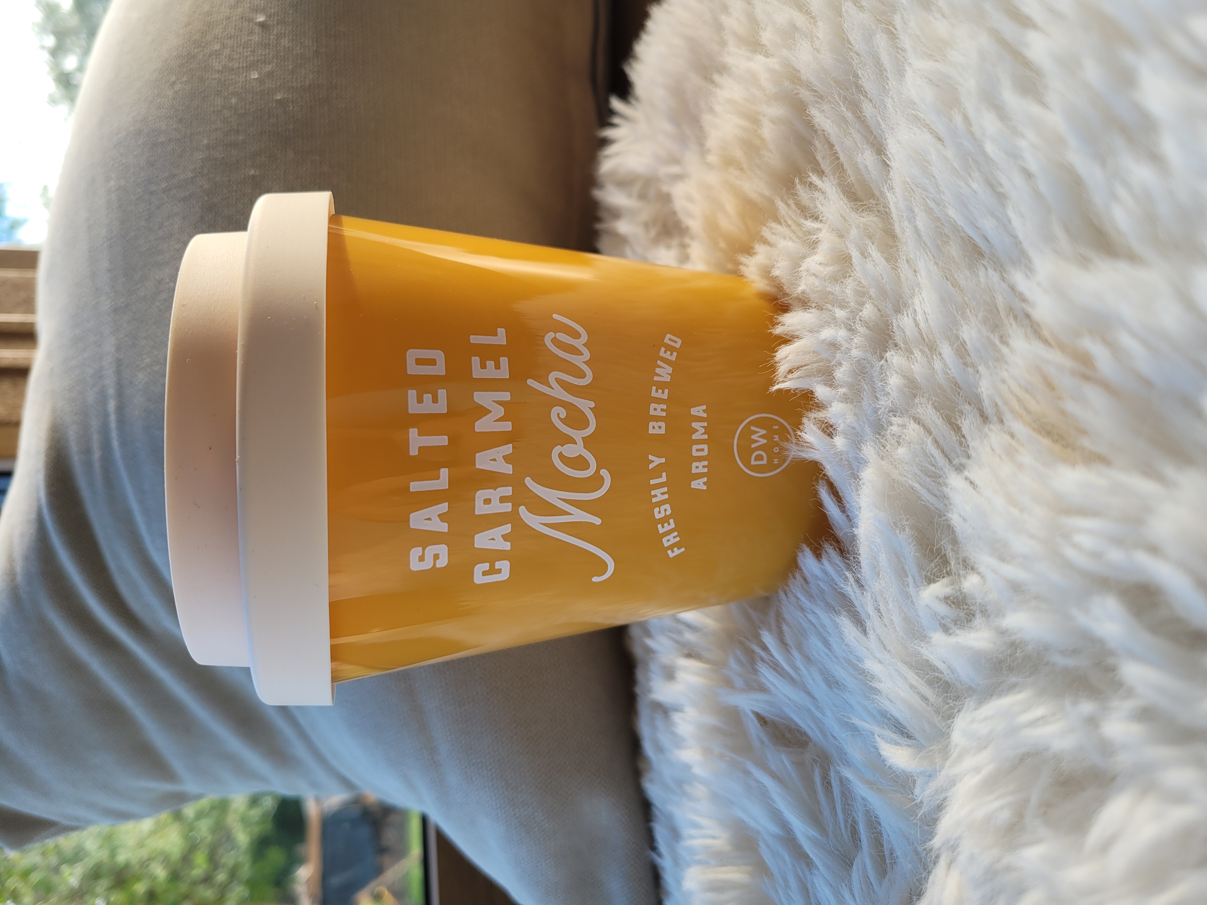 DW HOME - vonná svíčka Salted Caramel Mocha (Slaný karamel mocha) 318 g
