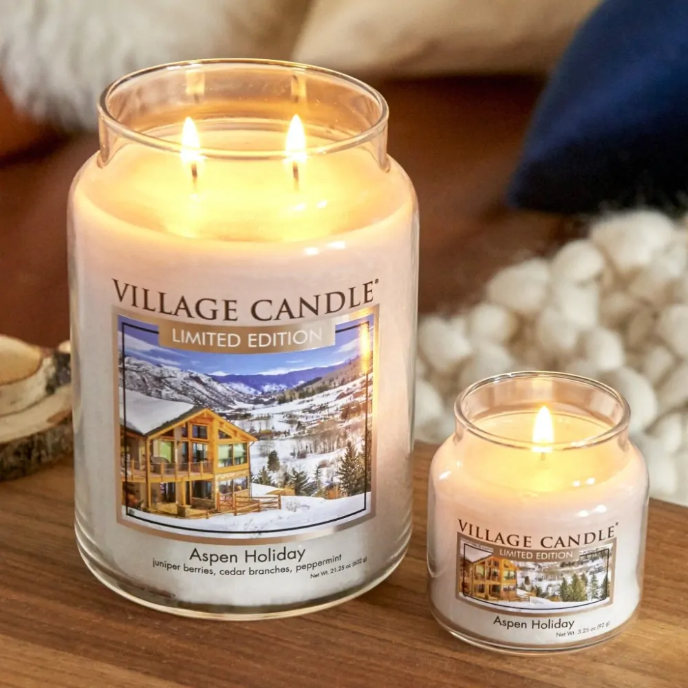 Village Candle - vonná svíčka Aspen Holiday (Prázdniny na horách) 602g