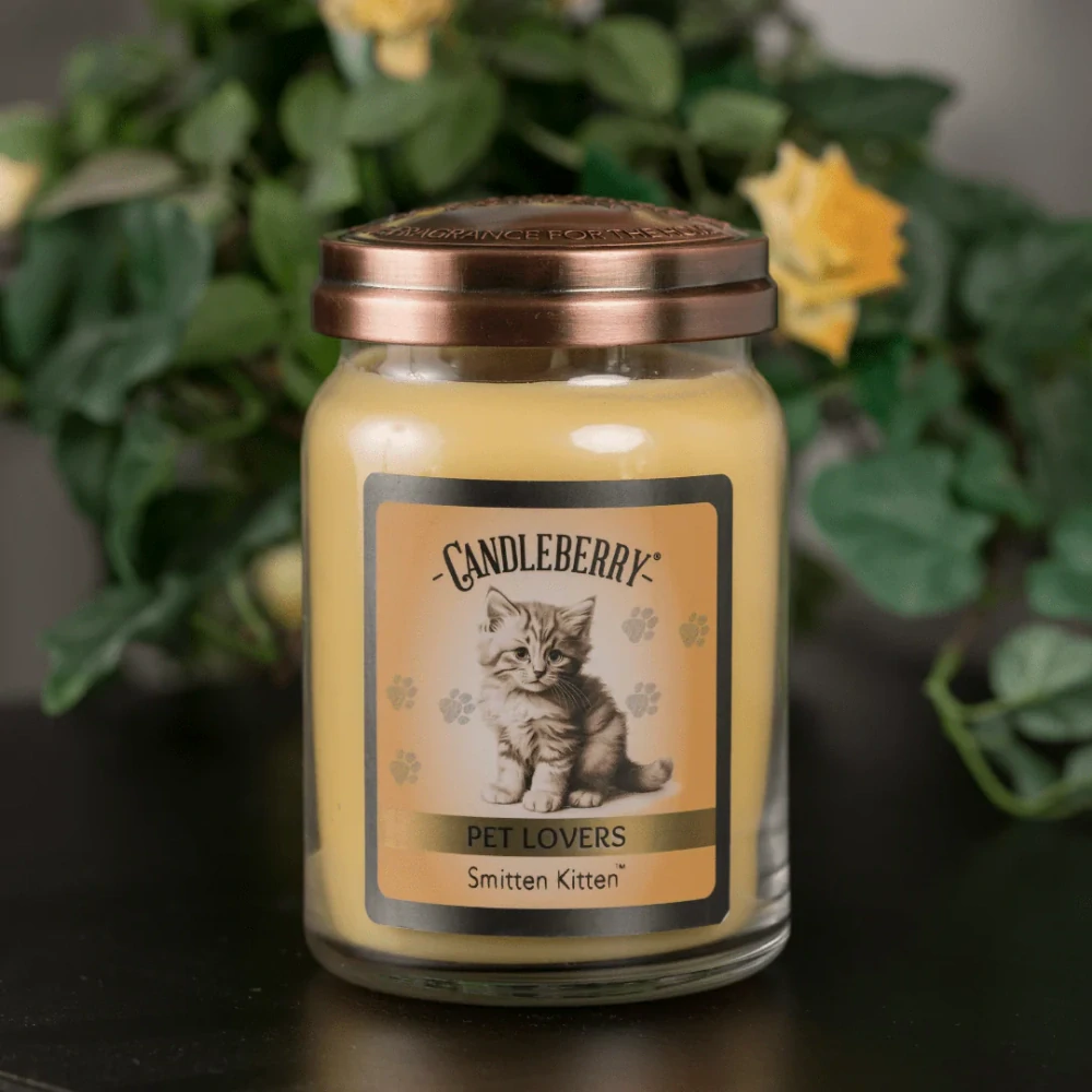 Candleberry - vonná svíčka Smitten Kitten 624 g