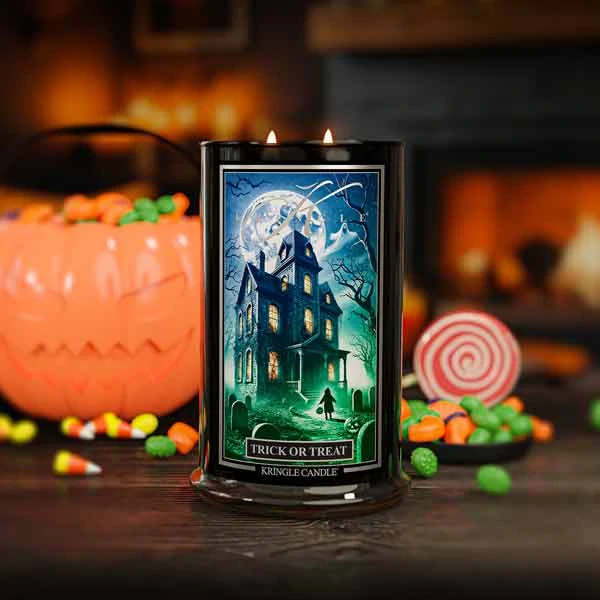 Kringle Candle, vonná svíčka Halloween Trick or Treat 624 g