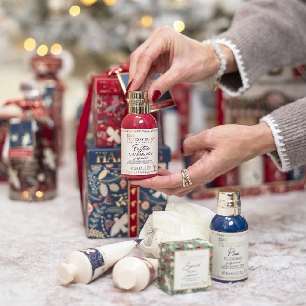 Baylis & Harding, Winter Wonderland - sada s péčí o tělo, 6 ks