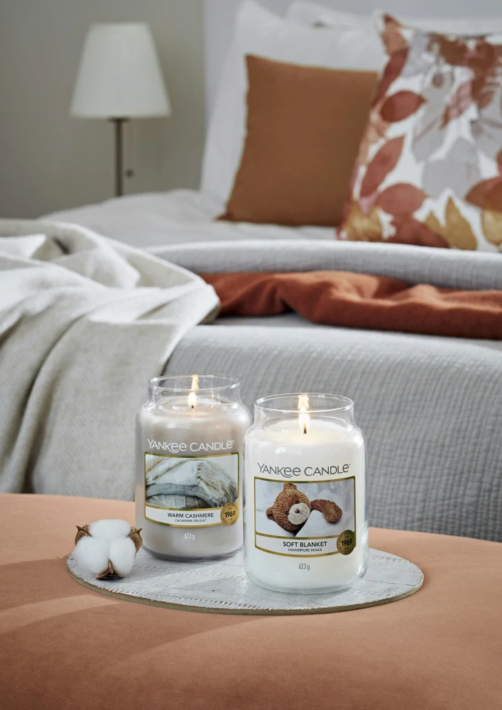 Yankee Candle classic vonná svíčka Soft Blanket 623 g