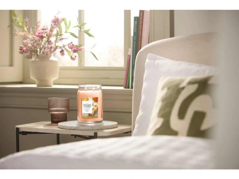 Yankee Candle Signature velká vonná svíčka Tangerine & Vanilla 567 g