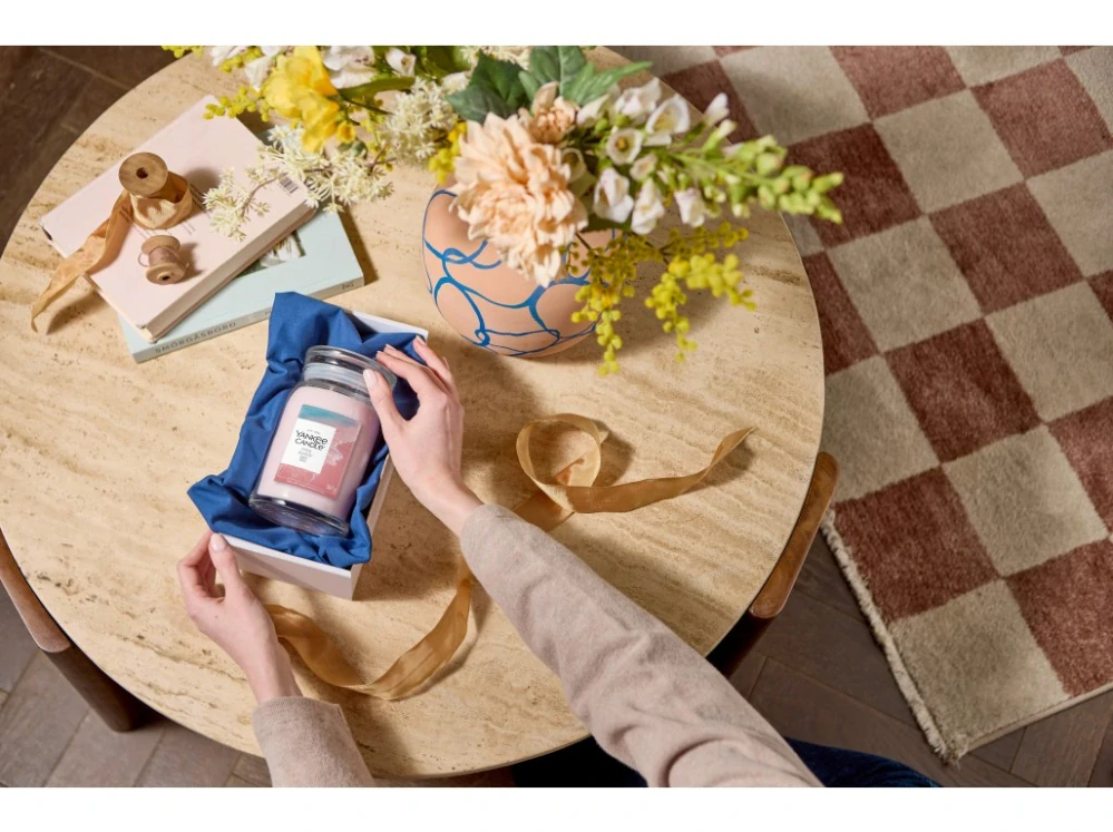 Yankee Candle Signature velká vonná svíčka Pink Sands 567 g