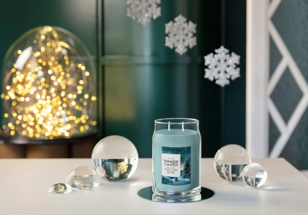 Yankee Candle Signature velká vonná svíčka Winter Night Stars 567 g