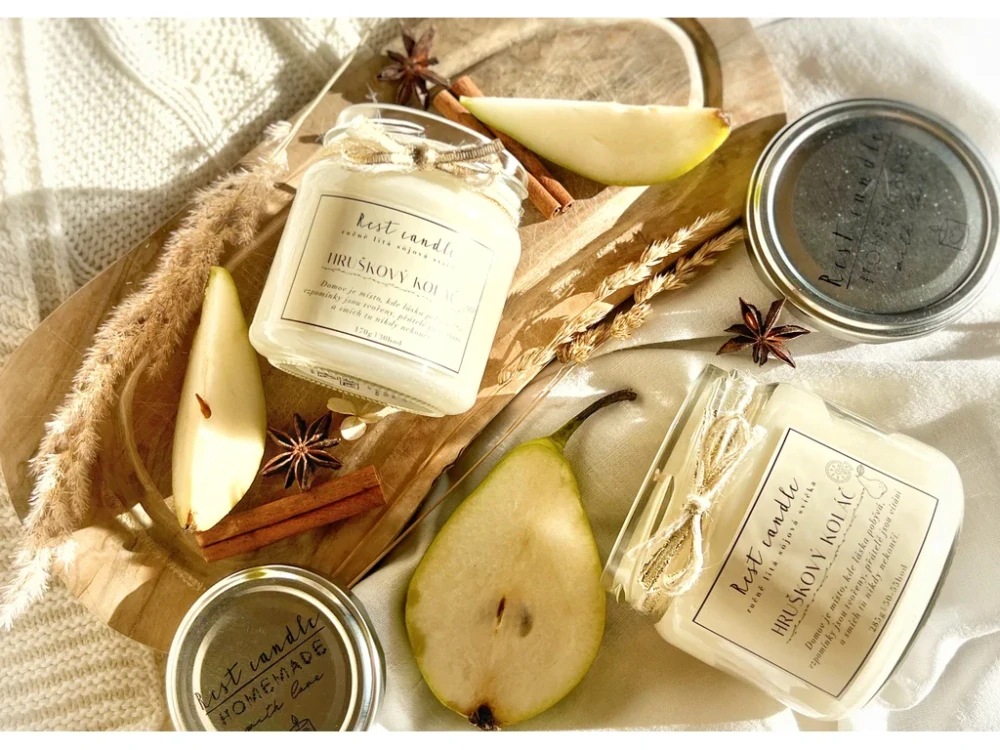 Rest Candle - sojová vonná svíčka Hruškový koláč 170 g
