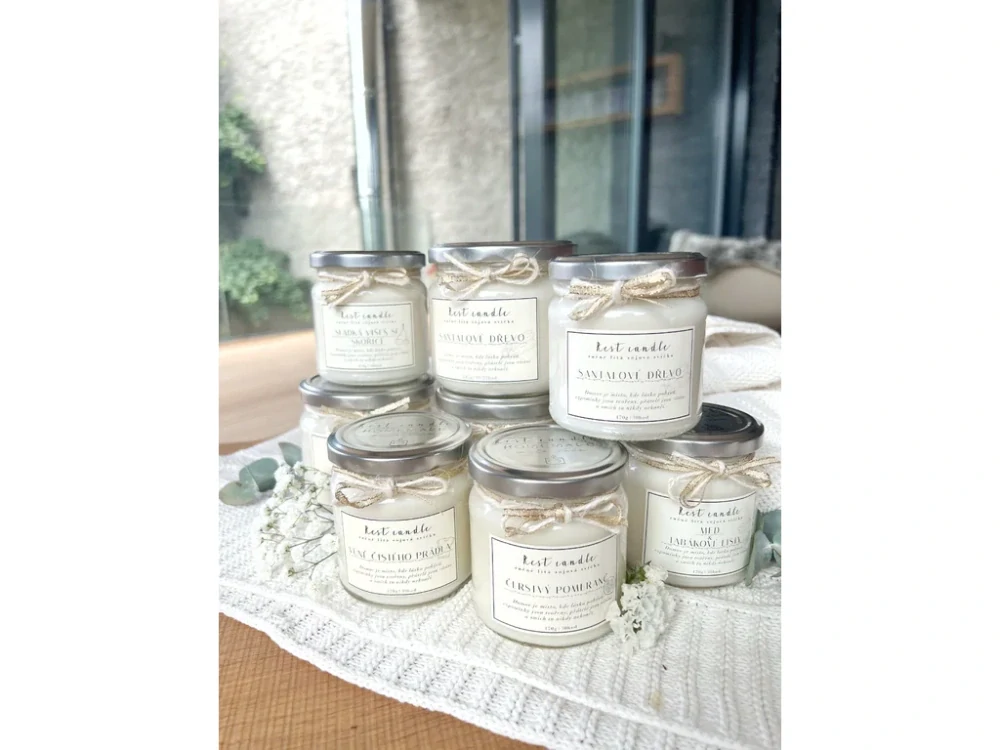 Rest Candle - sojová vonná svíčka Santalové dřevo170 g