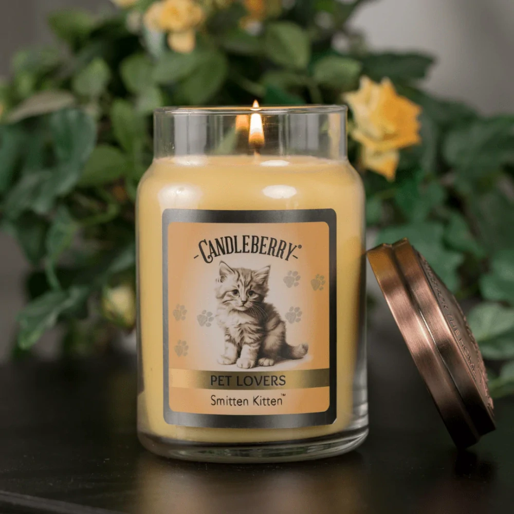 Candleberry - vonná svíčka Smitten Kitten 624 g