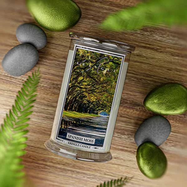 Kringle Candle, vonná svíčka Spanish Moss 624