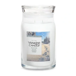 Yankee Candle Signature velká vonná svíčka Winter Walk 567 g