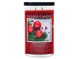 Village Candle - vonná svíčka Apples & Evergreen (Jablka & Cesmína) 538 g
